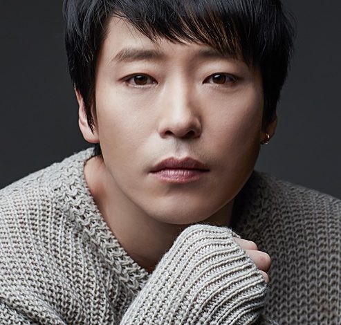 [naver]Breaking: Actor Um Ki-joon’s Secret Marriage Plans Revealed!